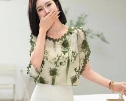 蕾絲花邊雪紡衫